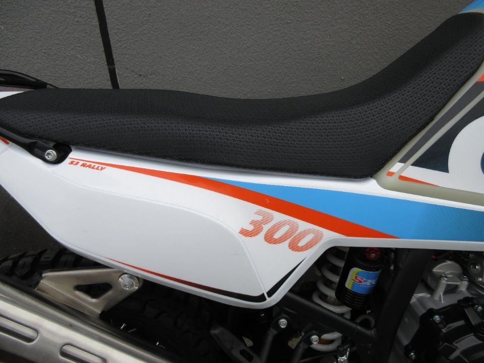  S3 Rally (4T YB300H)