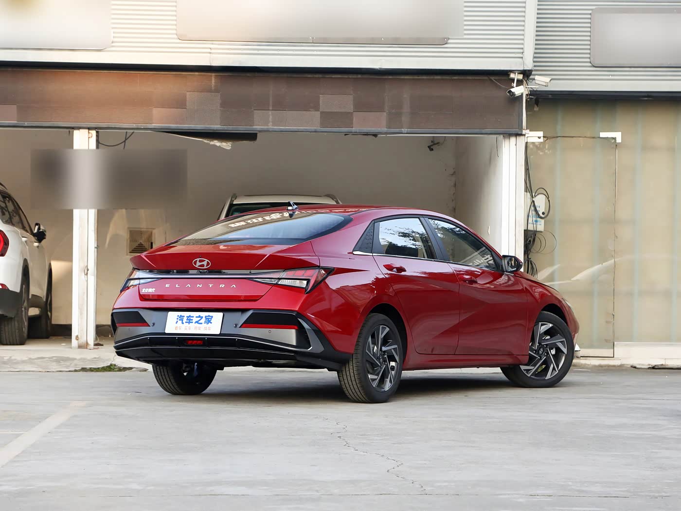  Elantra