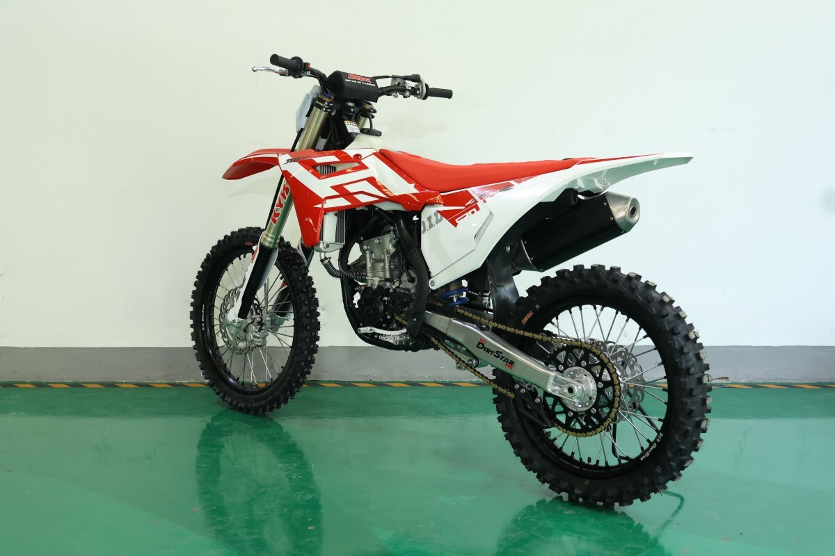  LX250R