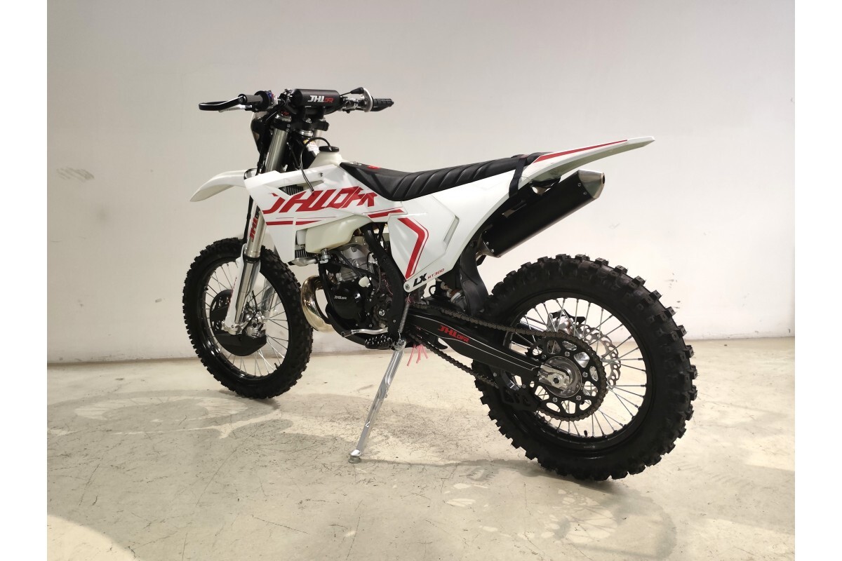  LX MT300