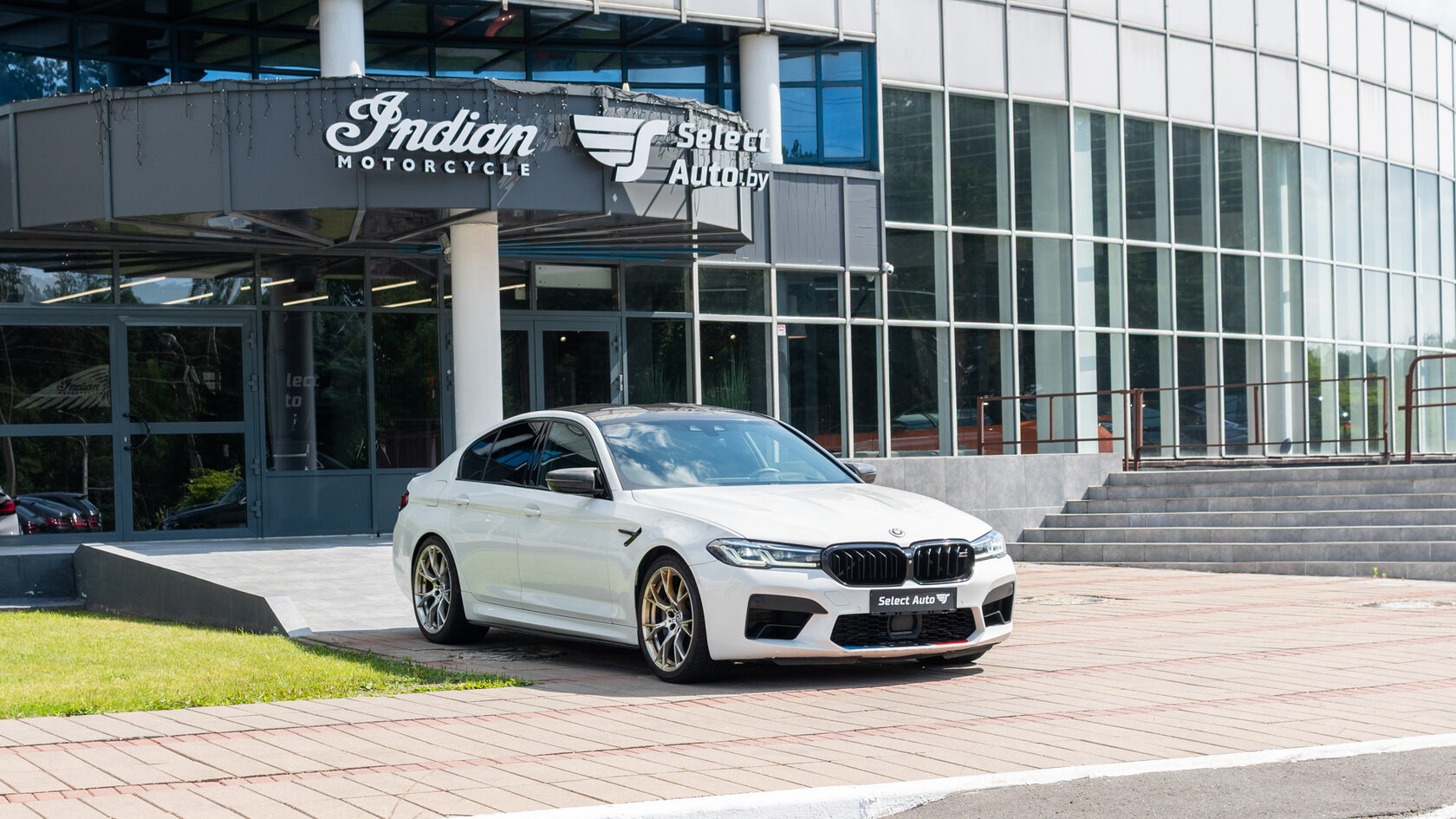 BMW M5 F90
