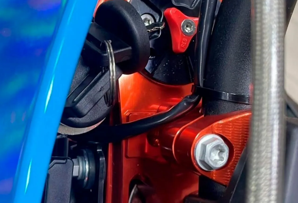  F300A (4T CB300RL) Enduro Optimum