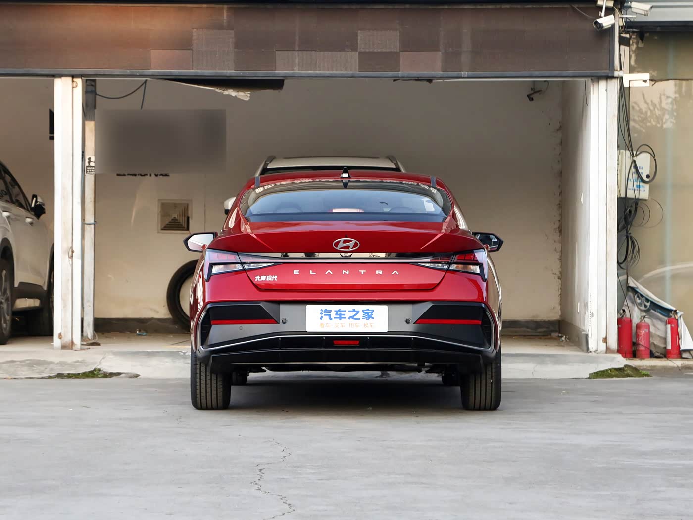  Elantra