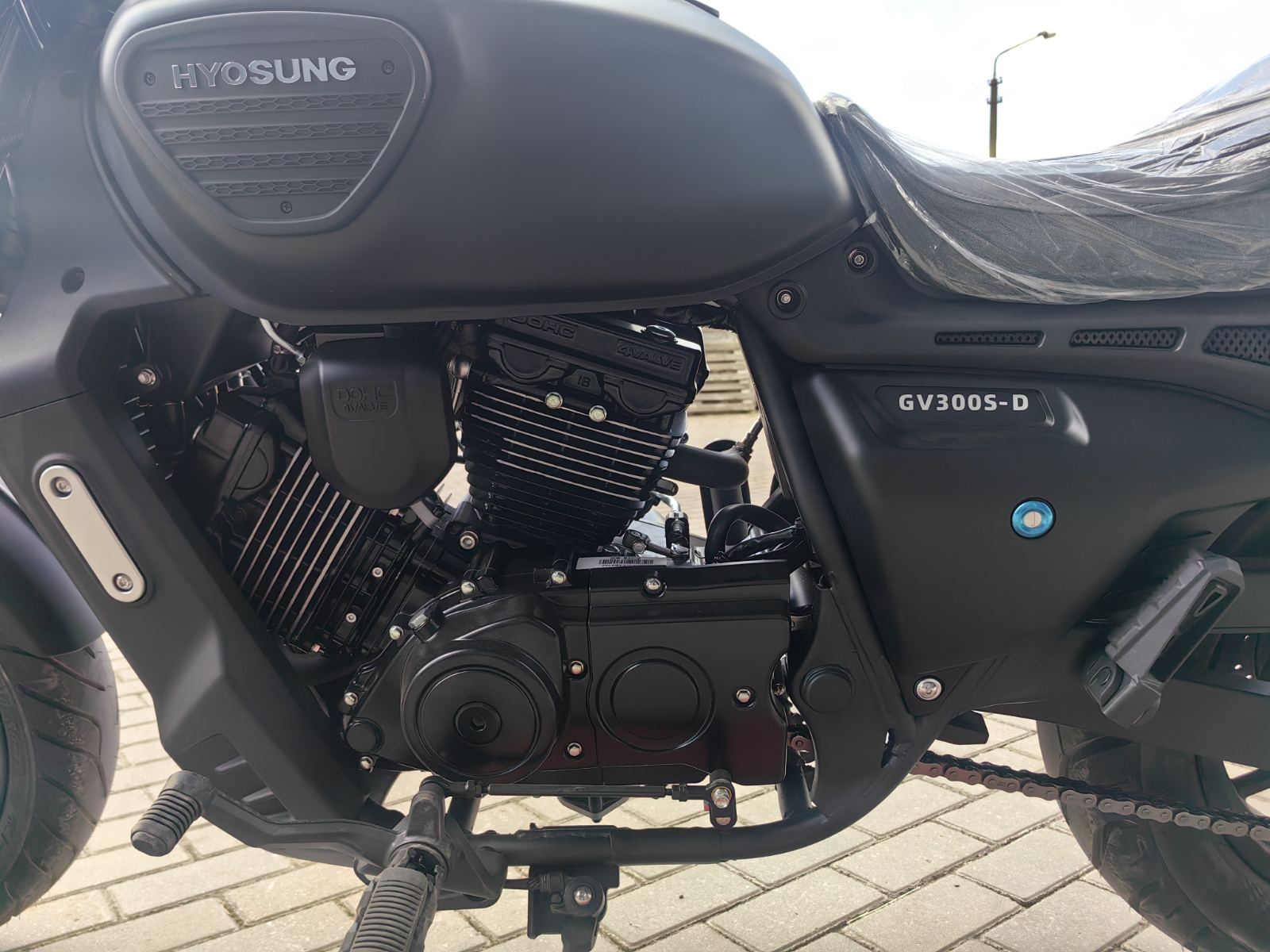  GV300S-D