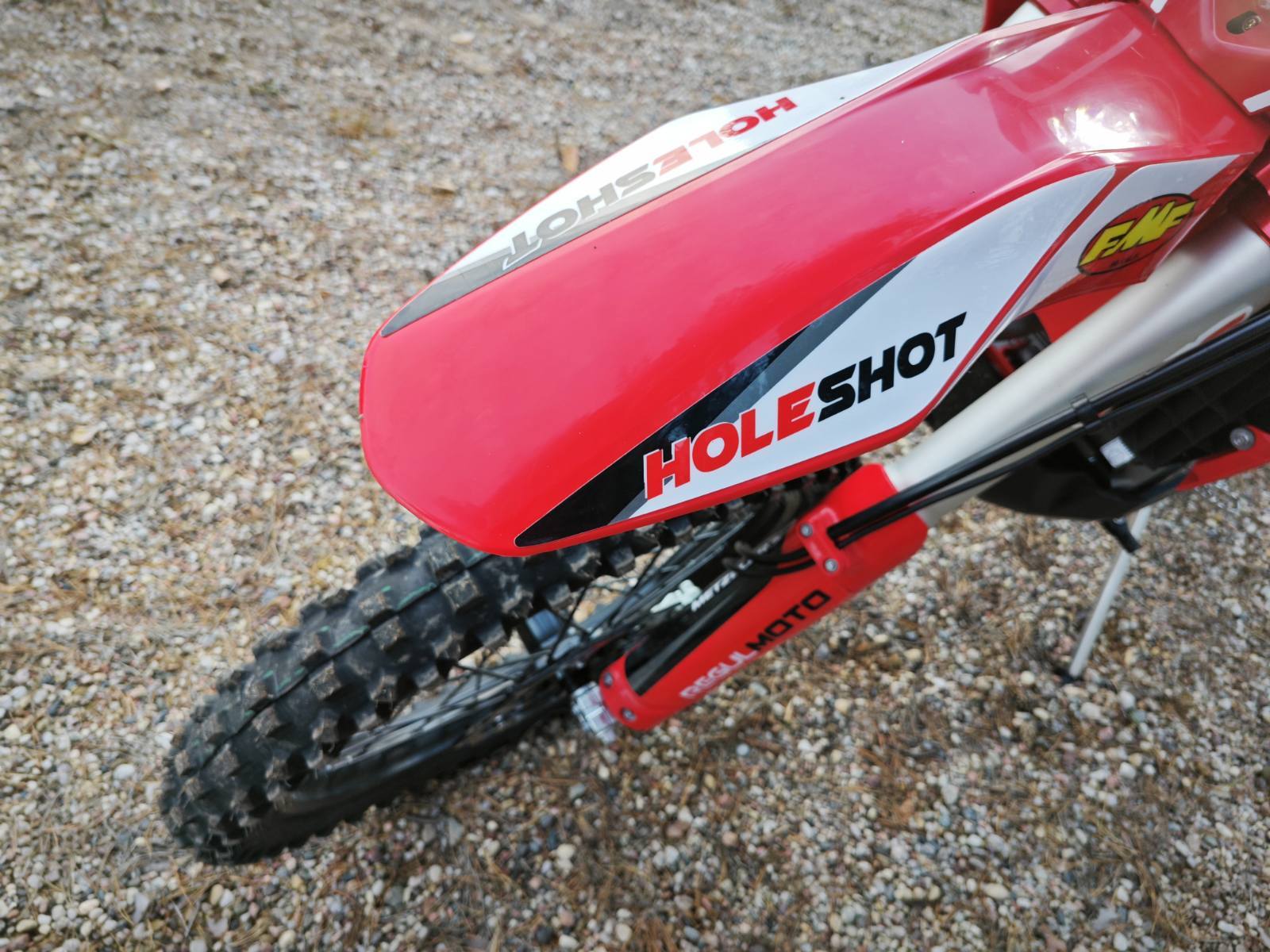  Holeshot Red Edition (4 valves)