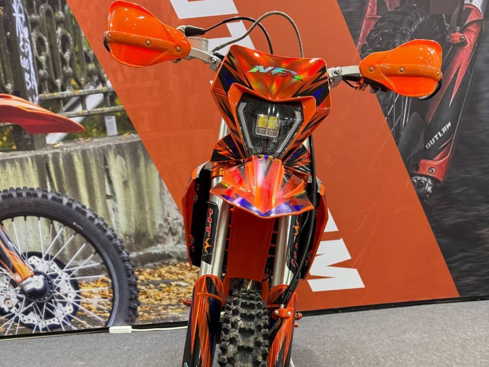  Outlaw YBS300