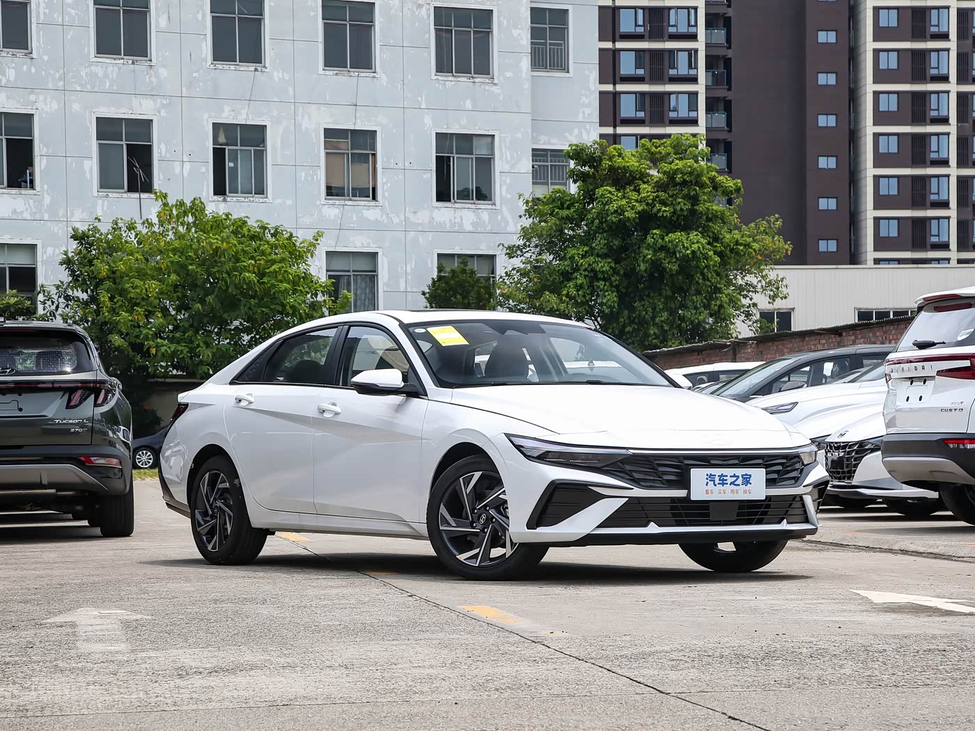  Elantra