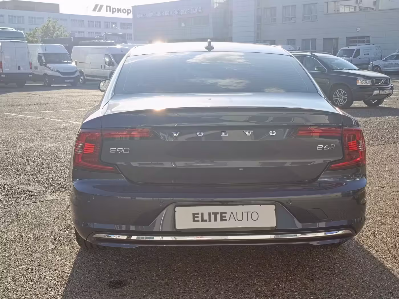 S90