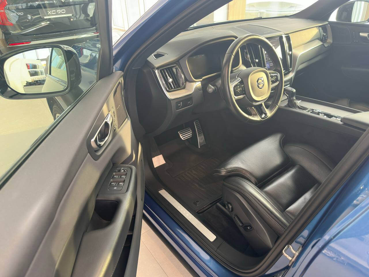  XC60