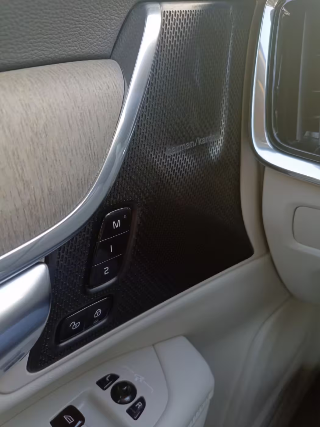  V90