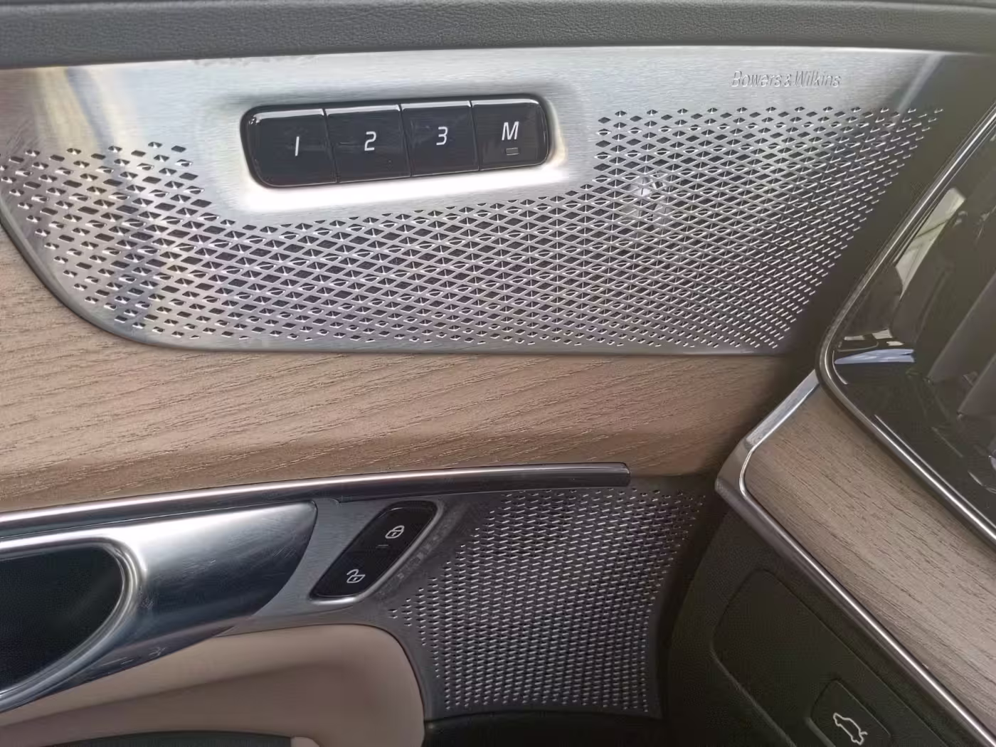  XC90
