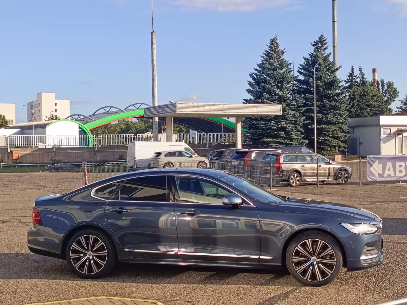  S90