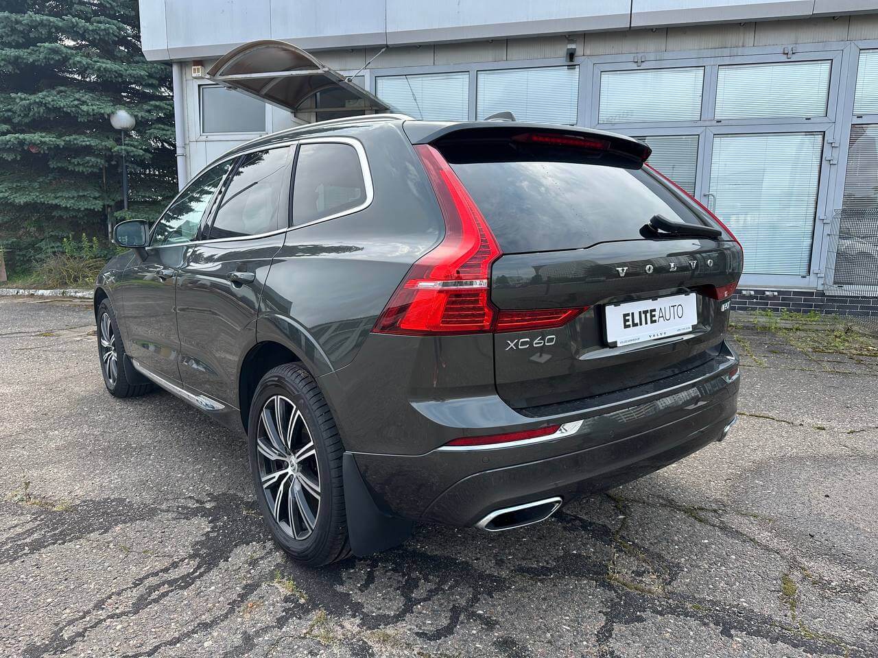  XC60
