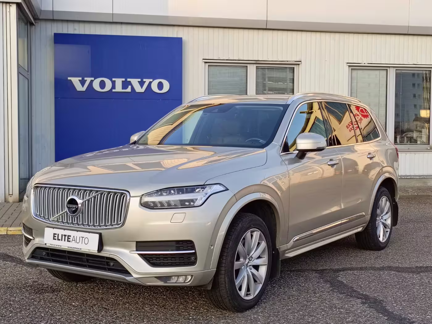  XC90