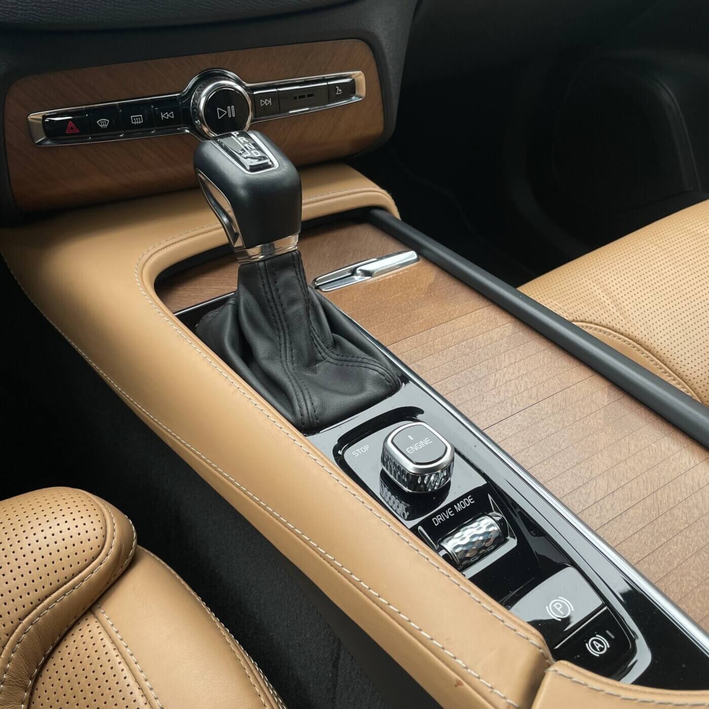  XC90