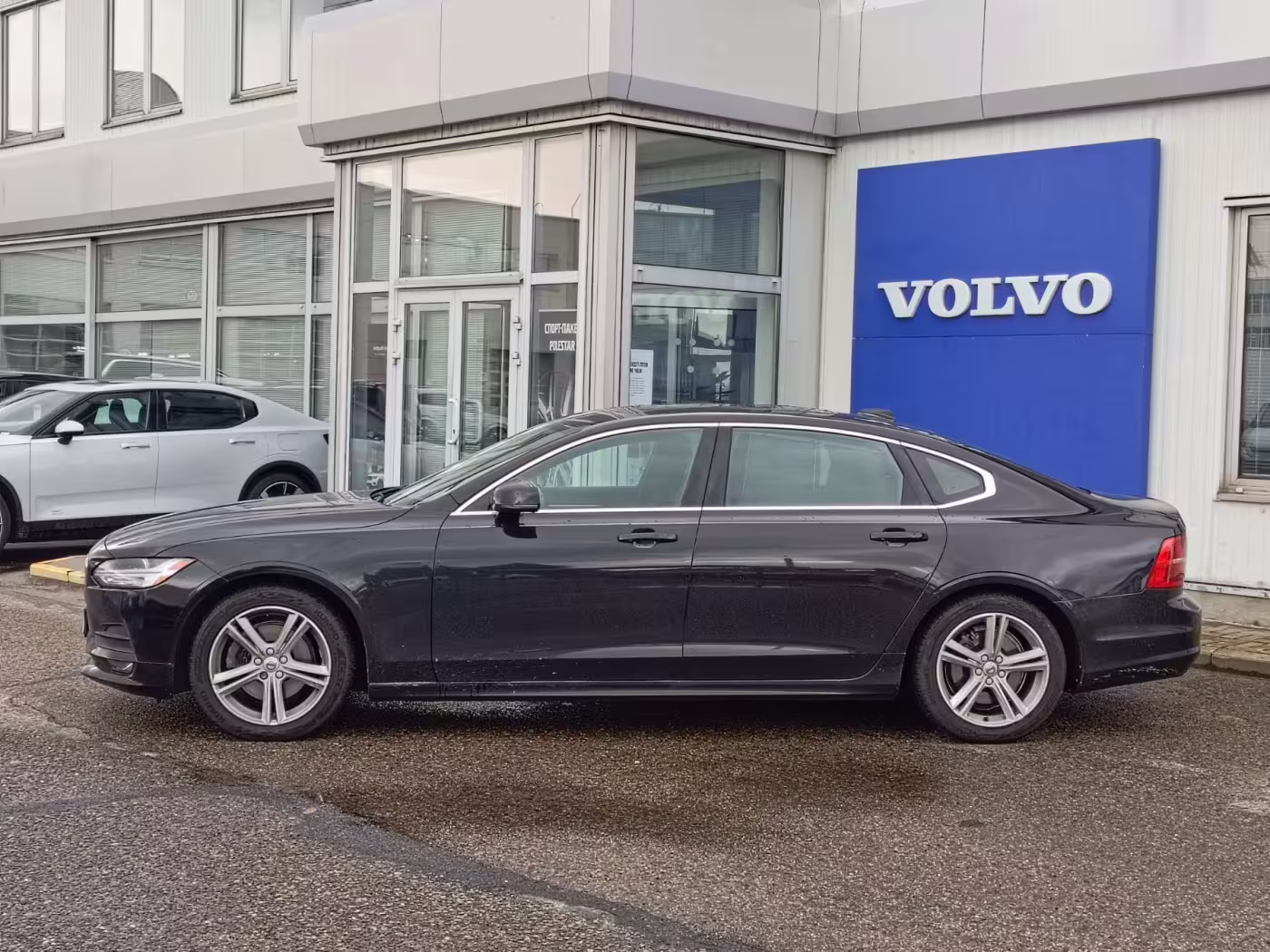  S90