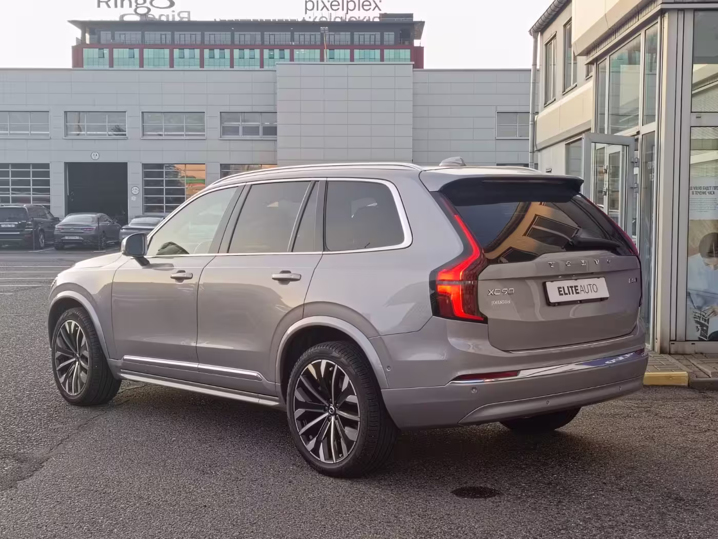  XC90