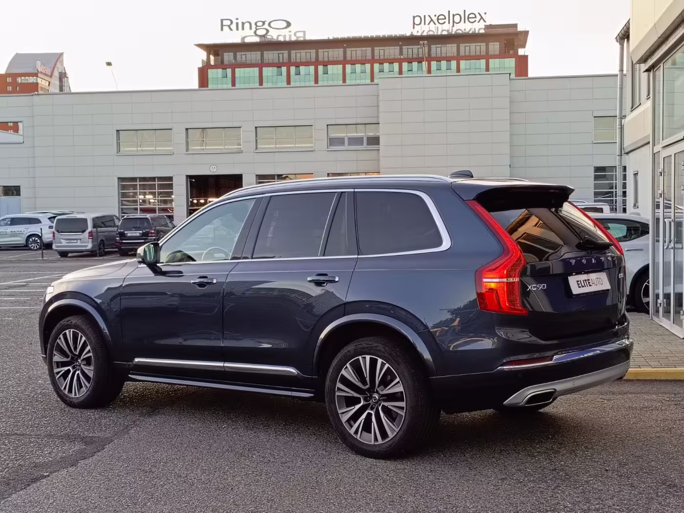  XC90