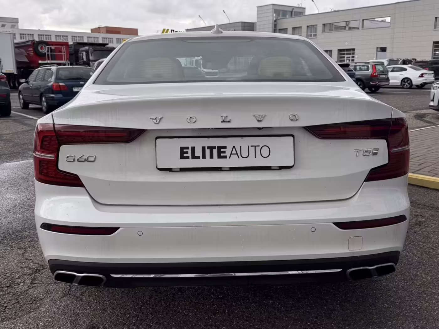  S60