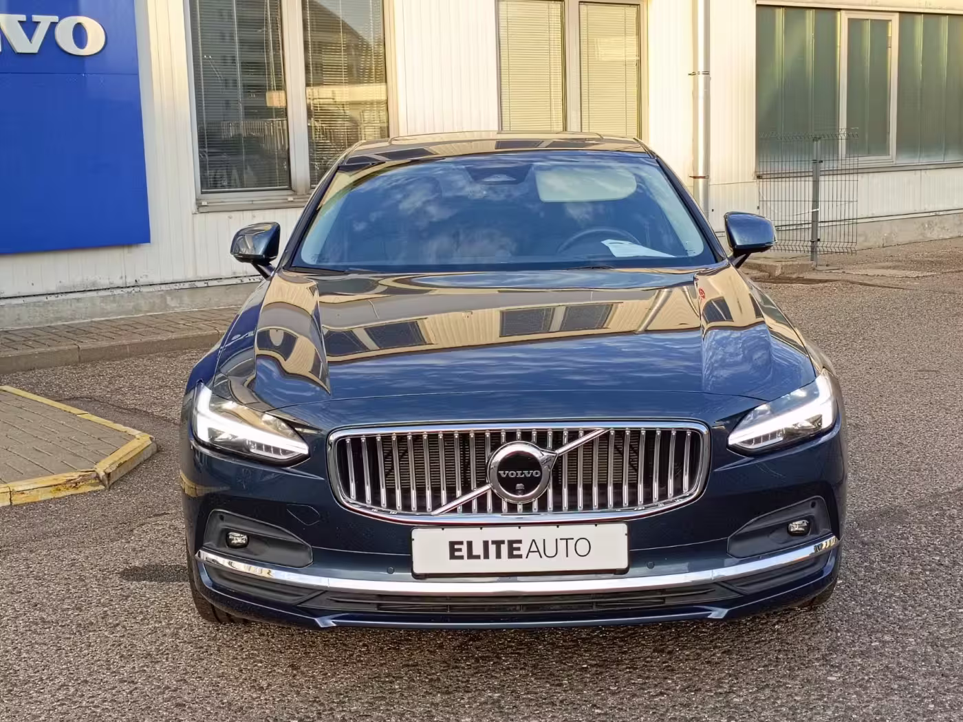  S90