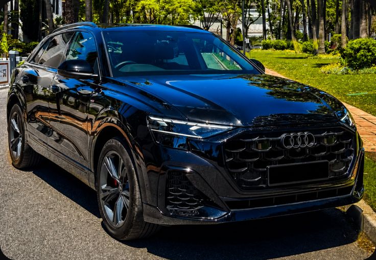Audi Q8 S Line