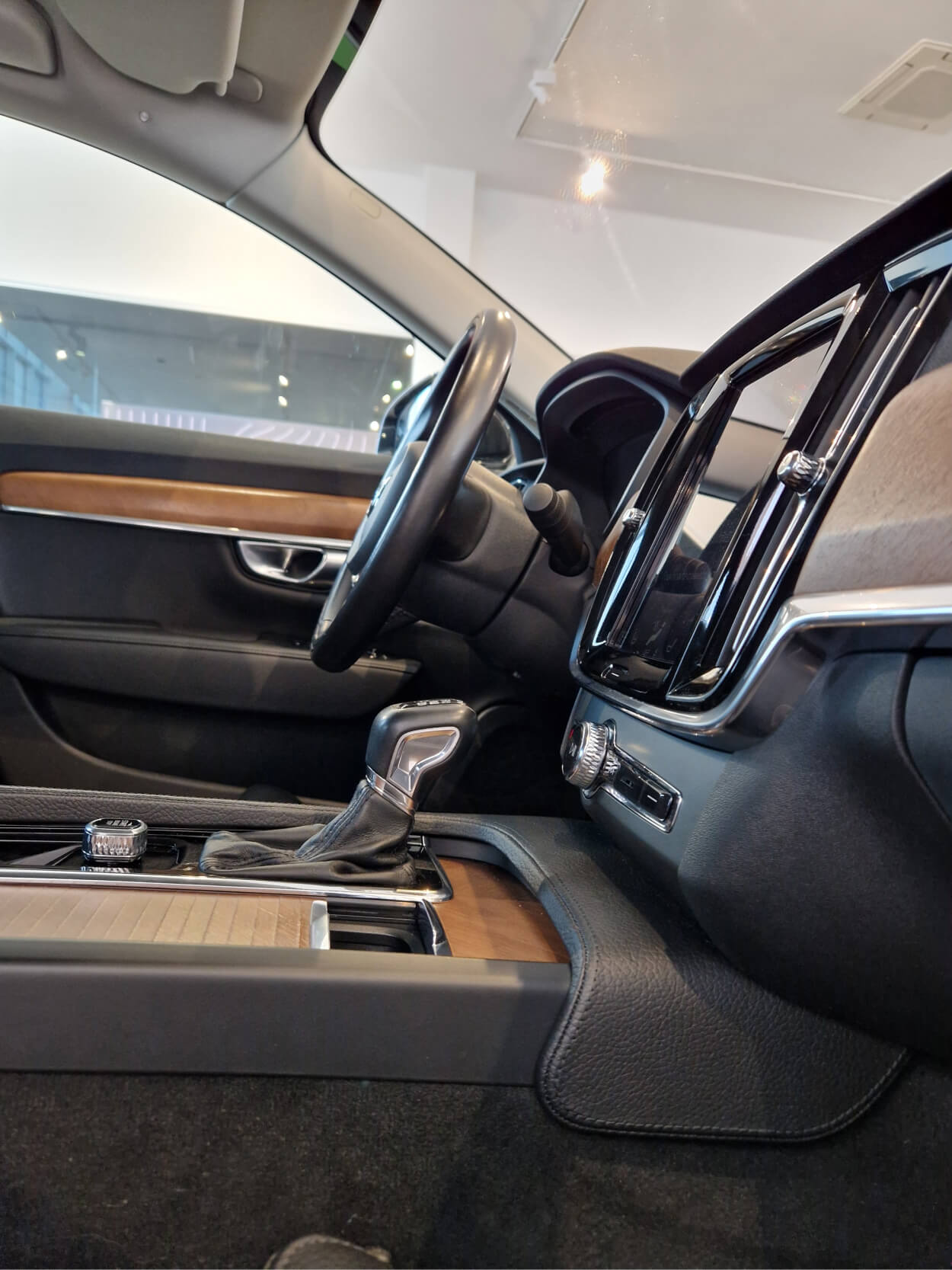  S90