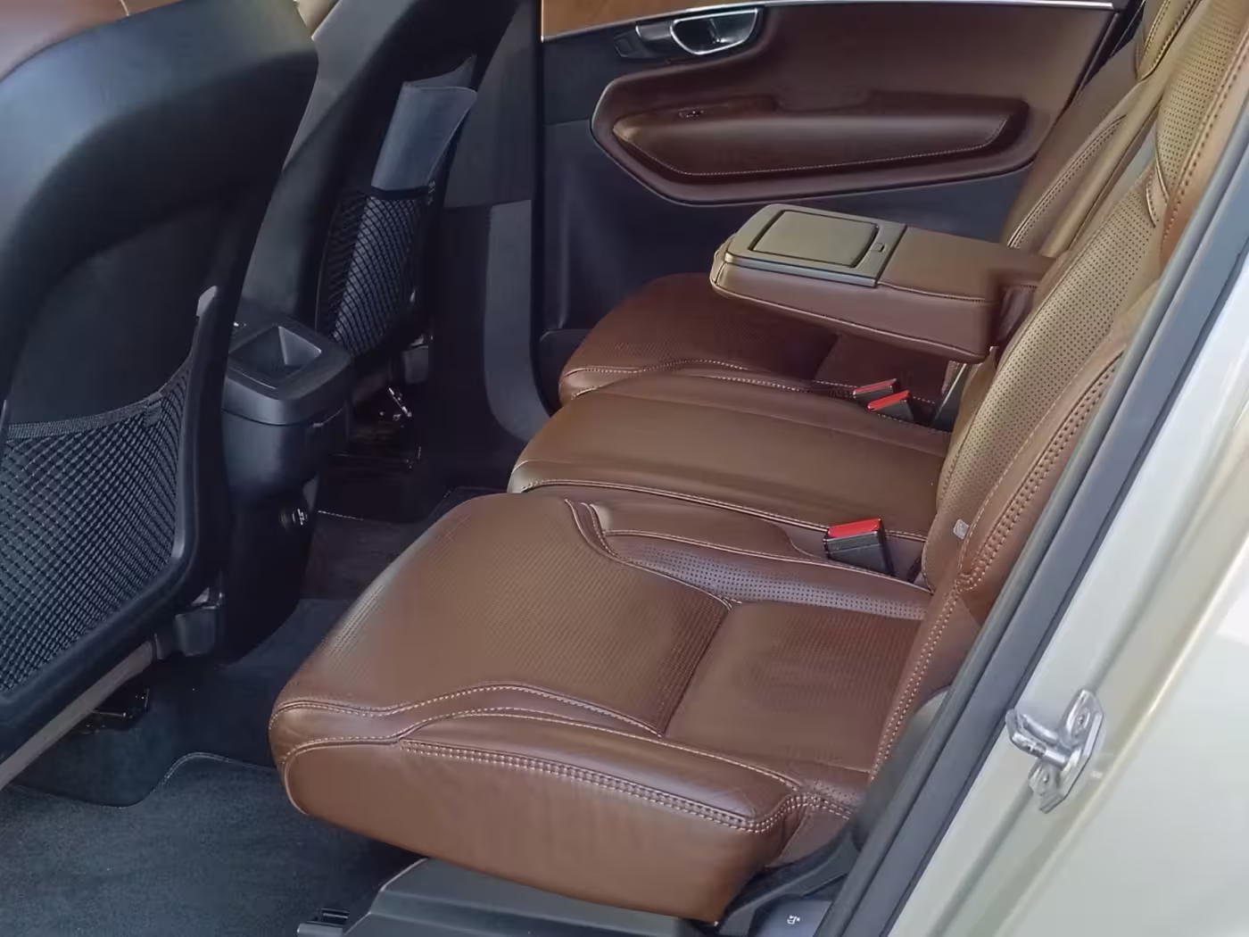  XC90