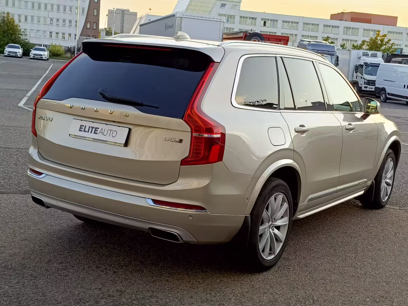  XC90