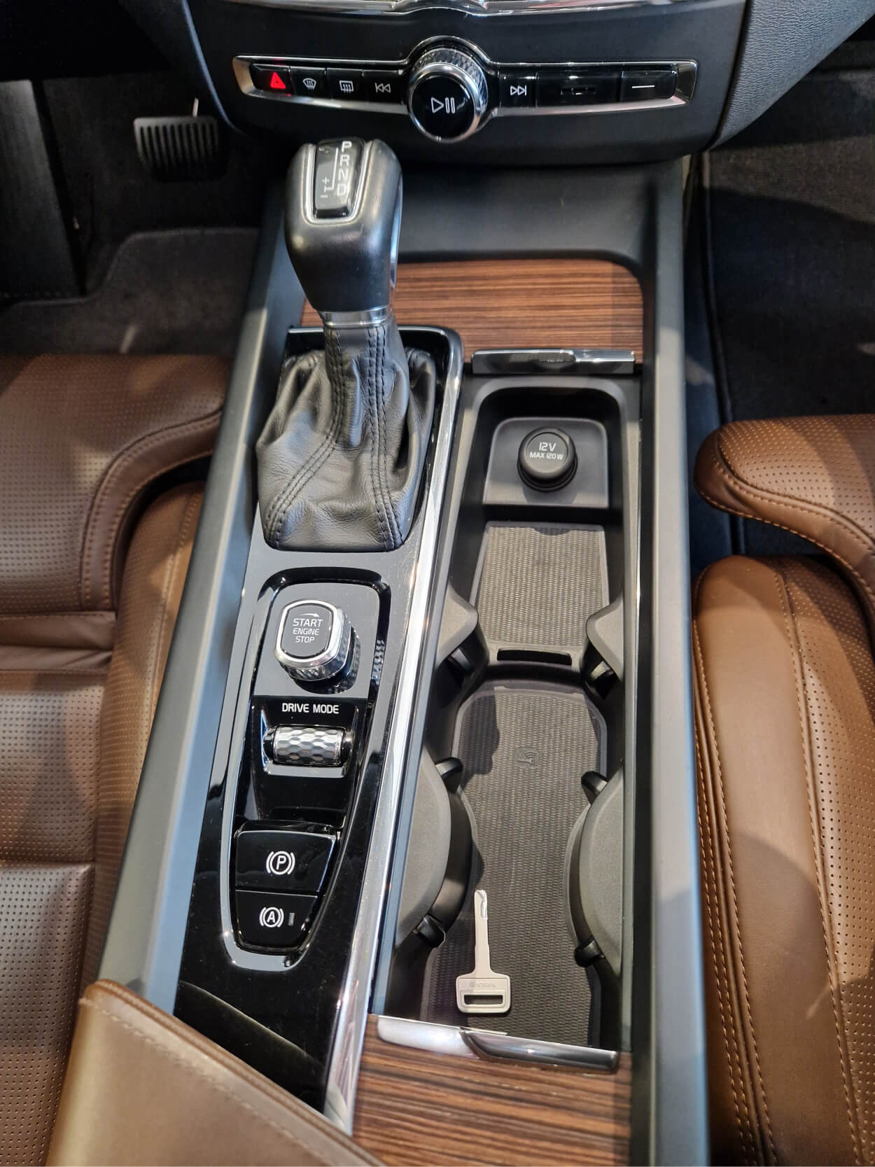  XC60