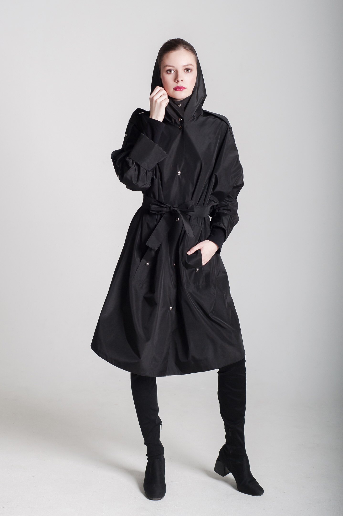 trench black